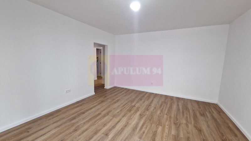 Apartament 3 camere Nerva Traian.